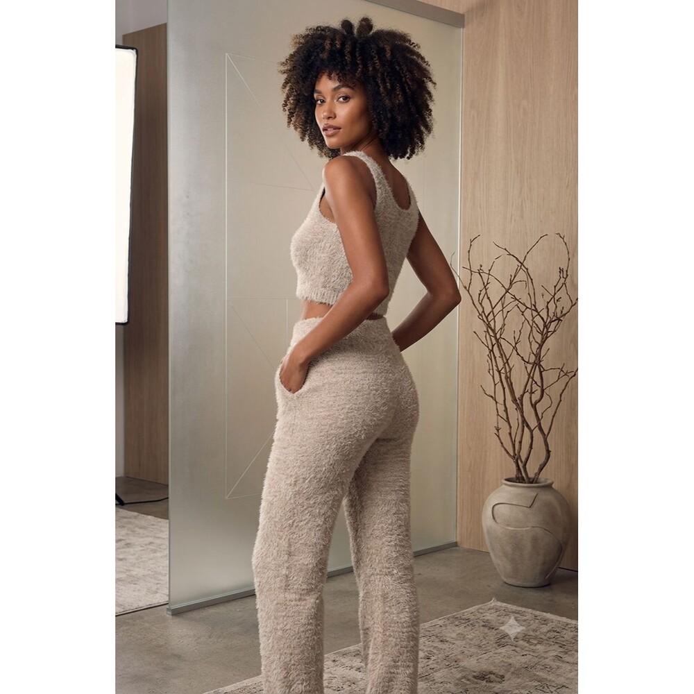 Lulus Road to Cozy Taupe Fuzzy Knit 2-Piece Lounge Set Crop Tank Jogger Size XS*